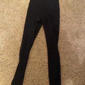 full length Ivivva legging with mesh on the bottom